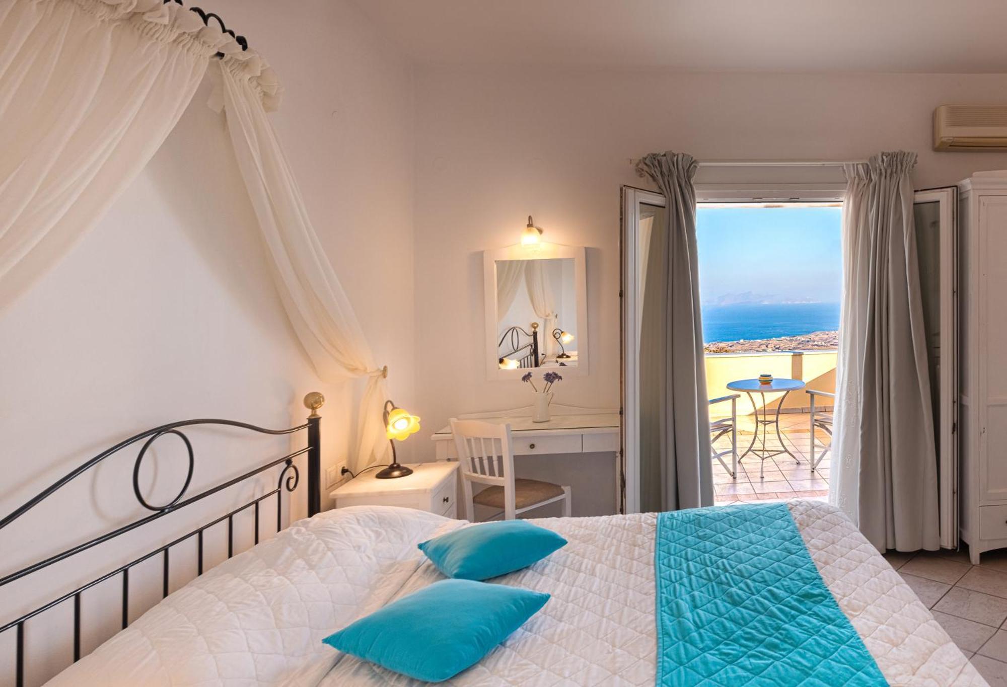 Reverie Santorini Hotel Фиростефани Экстерьер фото