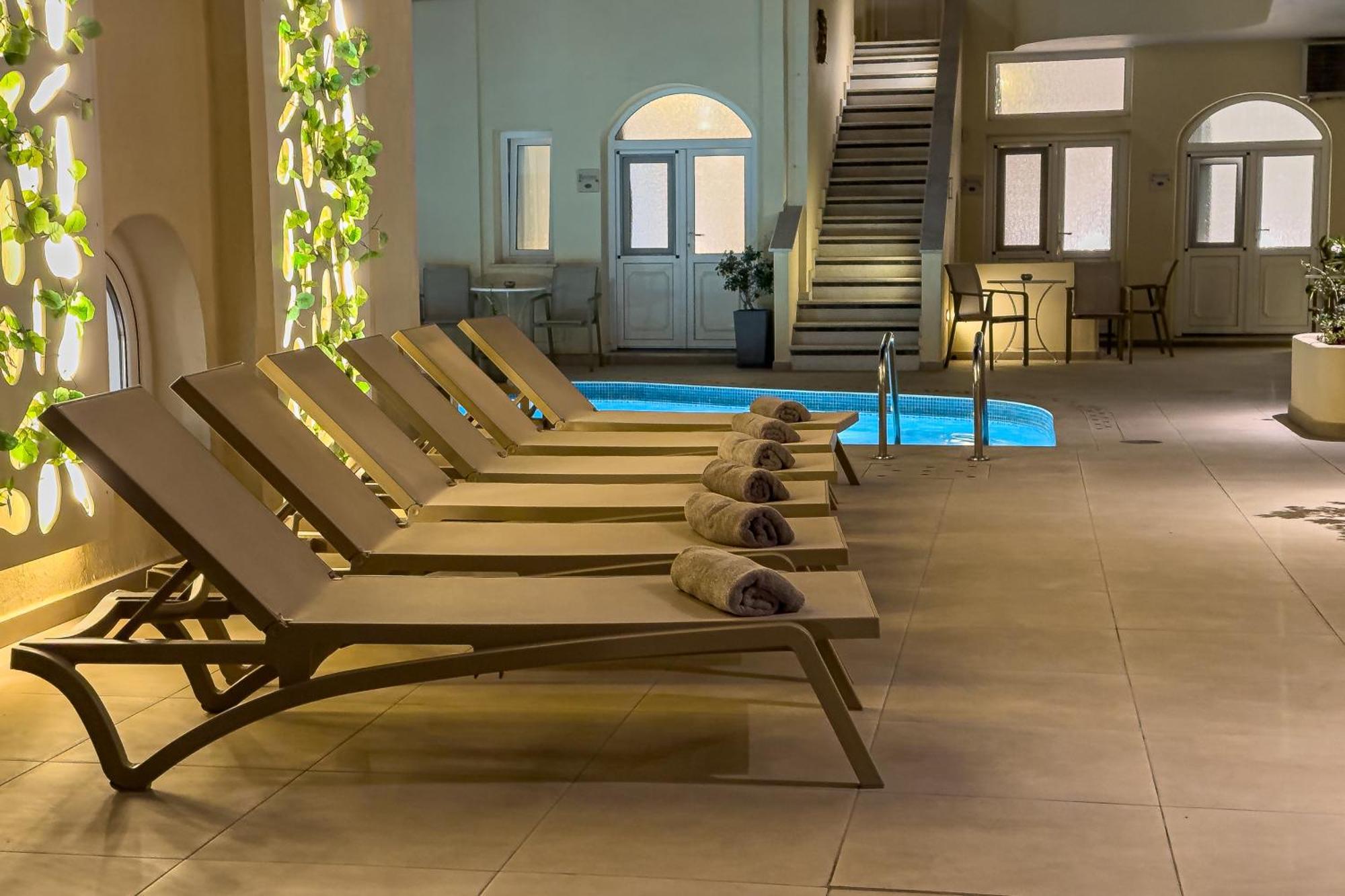 Reverie Santorini Hotel Фиростефани Экстерьер фото