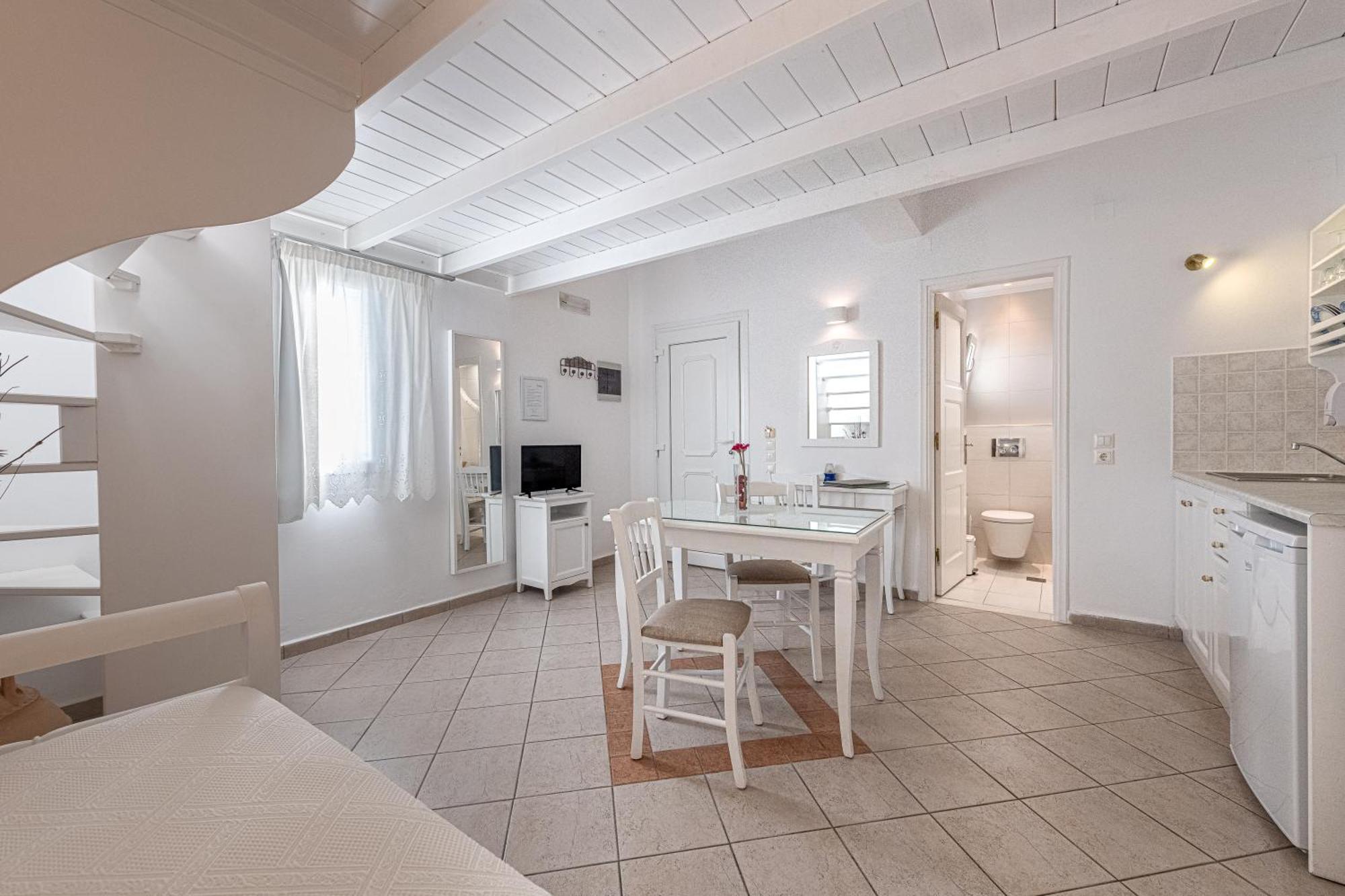 Reverie Santorini Hotel Фиростефани Экстерьер фото